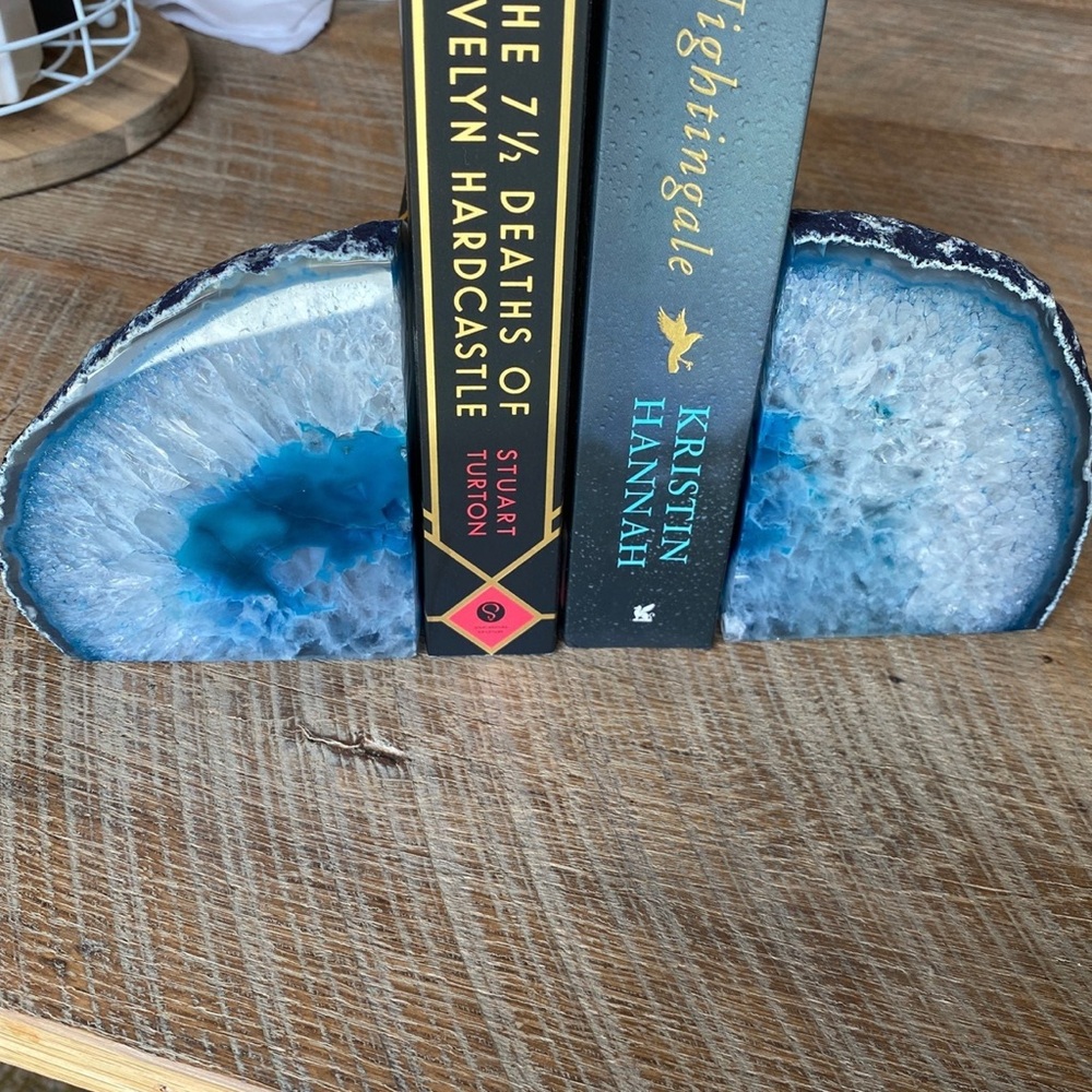Bookends